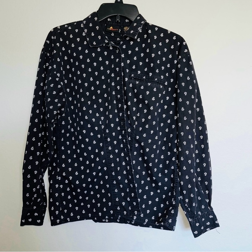 Liz Sport Button Front Shirt Size 8